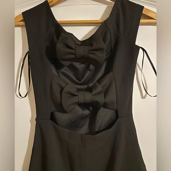 Bow-Getter Black Off-the-Shoulder Bodycon Dress - Picture 7 of 8